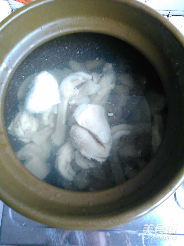 White Fungus Flower Glue Soup recipe