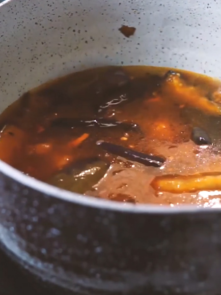 Eggplant Braised Noodles recipe