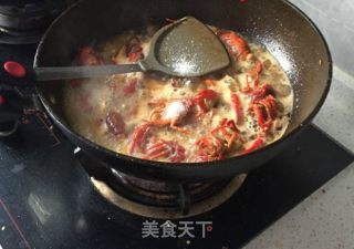 Qianjiang Style Braised Prawns in Oil recipe