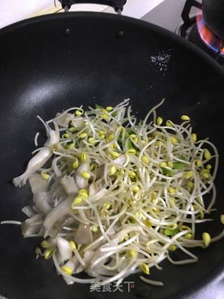 Stir-fried Liangpi recipe