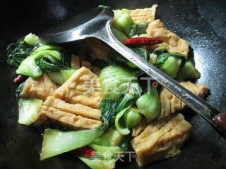 Roasted Orchid Dried Tofu with Green Vegetables recipe