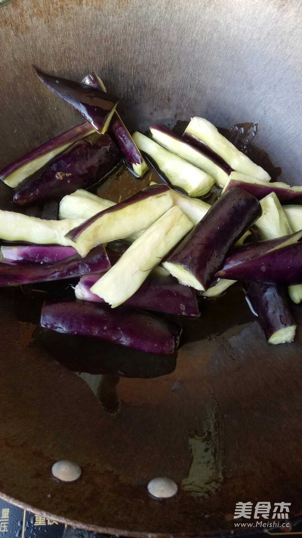 Eggplant Stewed in Sauce recipe