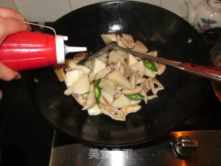 [boiled Donkey Intestines with Radish] Use The Simplest Ingredients to Make The Most Palatable Home-cooked Dishes recipe