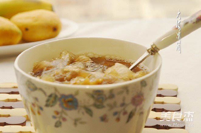 Peony Tremella and Lotus Seed Soup recipe