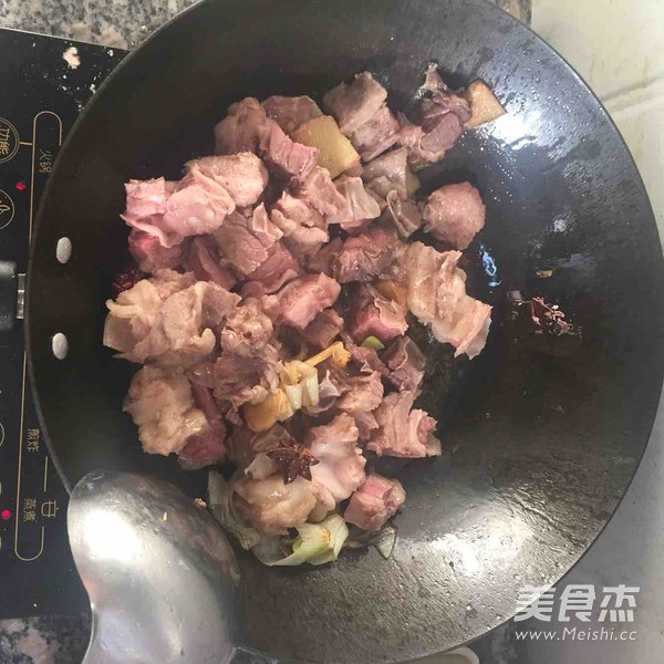 Yang Ji's Secret Braised Beef recipe