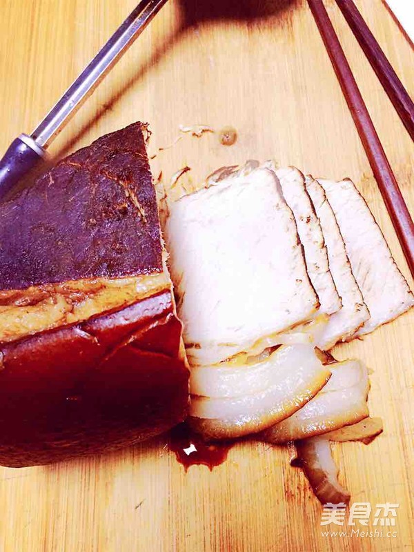Master Xie's Signature Seafood Braised Pork Noodle recipe