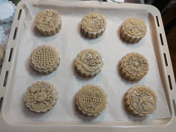 Cantonese Five-nen Moon Cake recipe