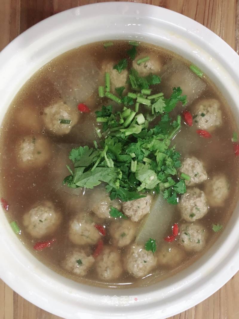 Meatballs and Winter Melon Soup