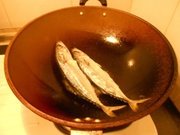 Pan Fried Autumn Fish recipe