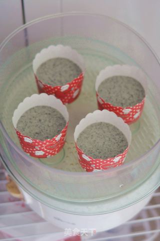 Black Sesame Steamed Cake recipe