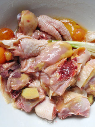 [cantonese Cuisine] Medicinal Diet Health Soup—tianqi Stewed Chicken recipe