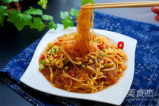 Stir-fried Vermicelli with Soybean Sprouts recipe