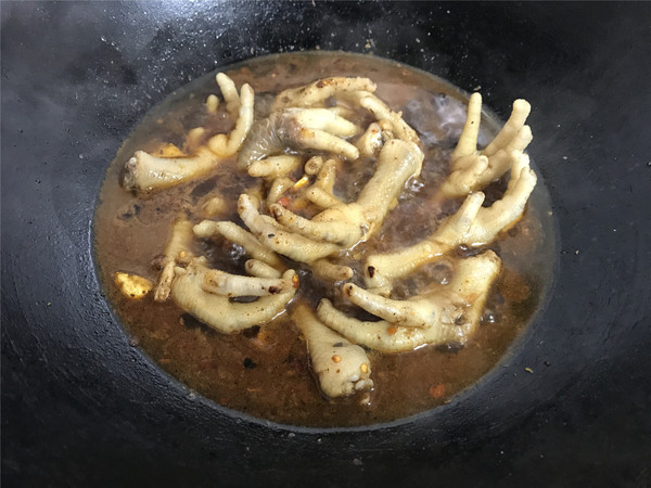 Spicy Chicken Feet recipe