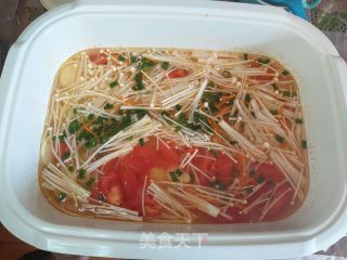Tomato Golden Needle Tofu Soup recipe
