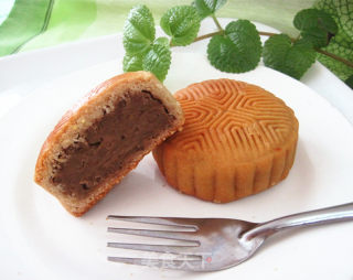 Chestnut Stuffed Mooncakes recipe