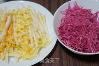 Sweet and Sour Cabbage Shredded Radish recipe