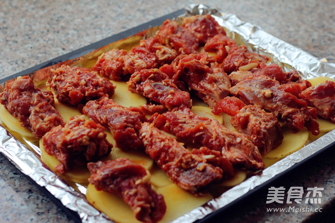 Grilled Pork Ribs with Sauce recipe