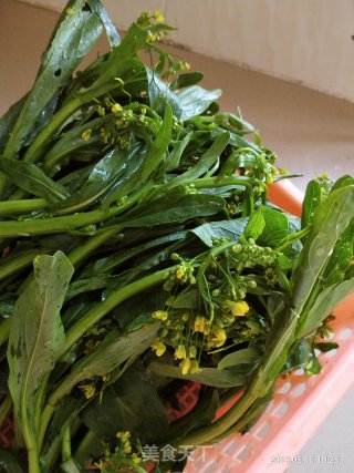 Stir-fried Rape Blossoms recipe