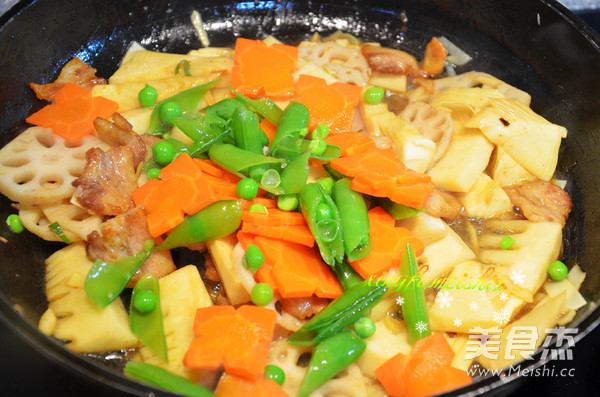 Assorted Fried Spring Bamboo Shoots recipe