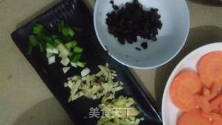 Teach You How to Make Cantonese-style Steamed Food-pork Ribs with Black Soy Sauce recipe