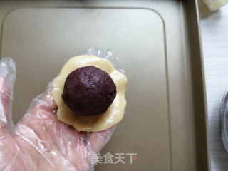 Bean Paste Meat Floss Egg Yolk Mooncake recipe