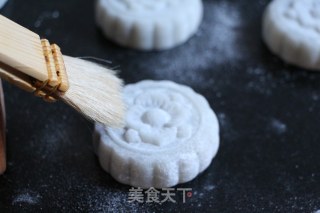 Red Bean Paste Snowy Mooncake recipe