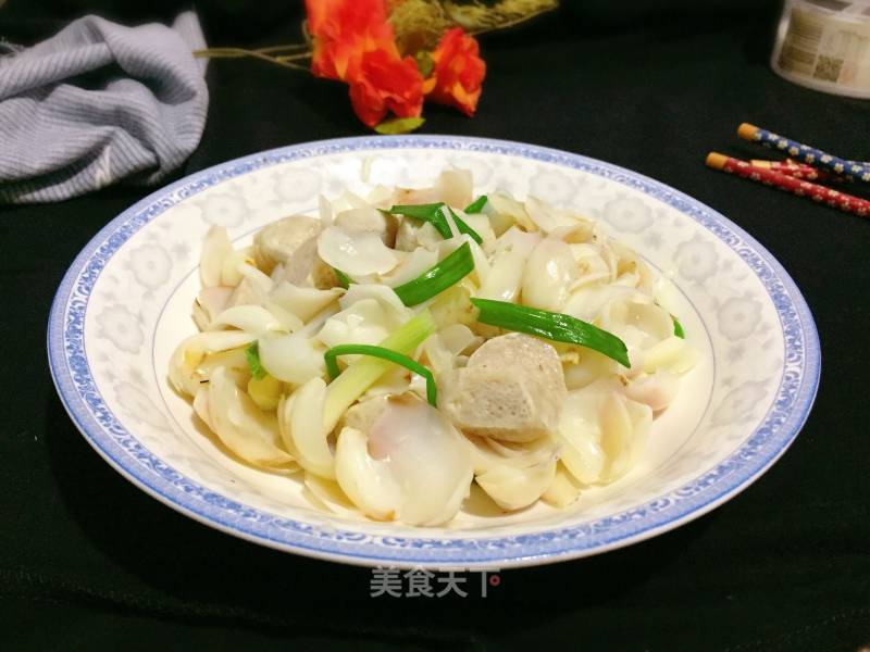 Fried Fish Balls with Lily recipe