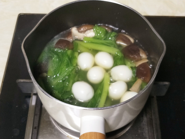 Mushroom and Quail Egg Vegetable Soup recipe