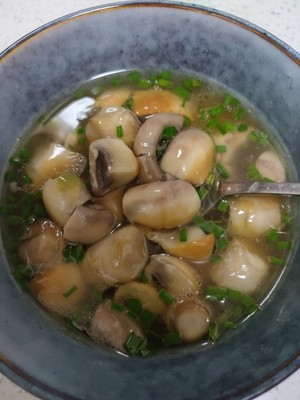 Fresh Eyebrows Mushroom Soup recipe