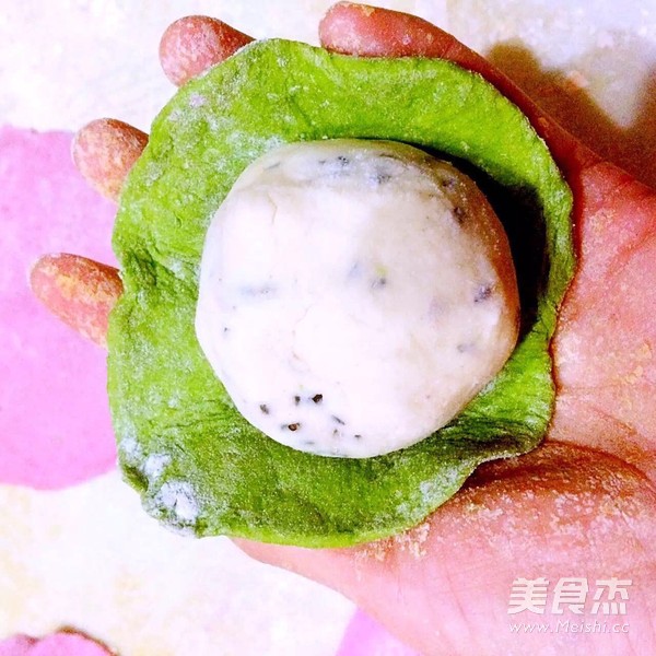 Imitation Dragon Fruit Steamed Bun recipe