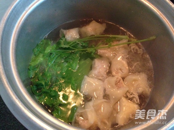 Cantonese Shrimp Wanton Noodles recipe