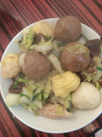 Stir-fried Cabbage Meatballs