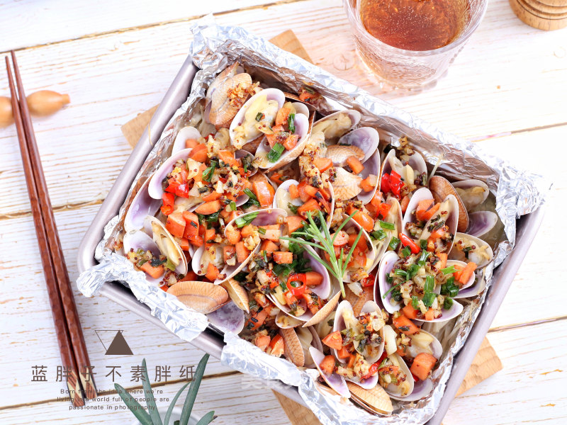 Roasted Enoki Mushrooms with Garlic Clams recipe