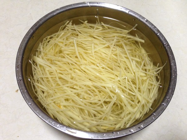 Hot and Sour Potato Shreds recipe