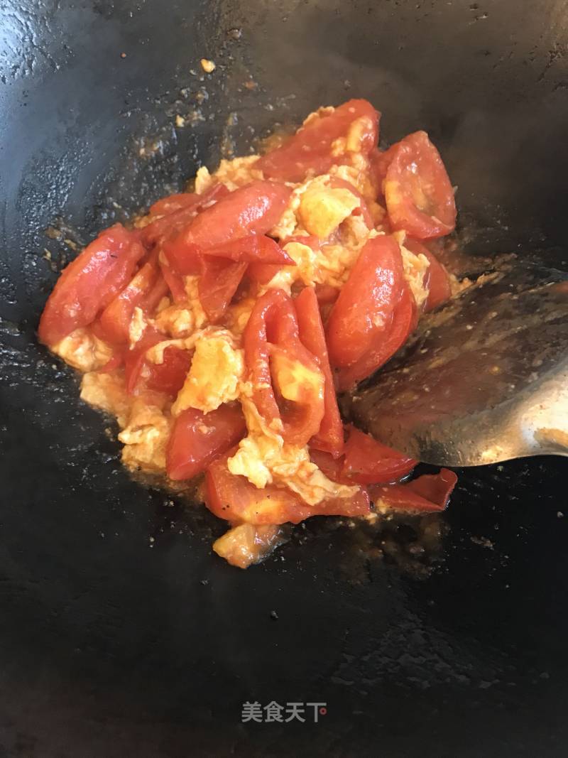 Tomato Scrambled Eggs recipe