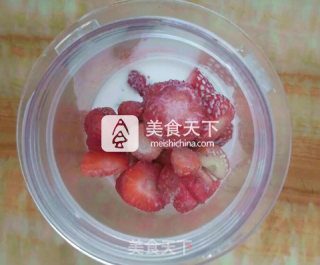 Strawberry Milkshake recipe