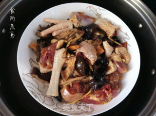 Steamed Chicken with Mushrooms and Fungus recipe