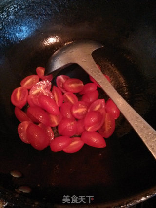 Cherry Tomatoes and Egg Soup recipe