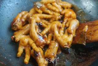 Braised Chicken Feet recipe