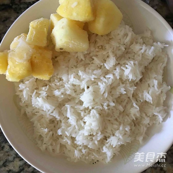 Thai Pineapple Fried Rice recipe