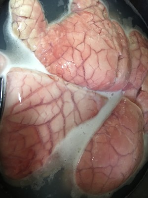 Fig. Pig Lung Decoction One by One to Clear Away Heat, Detoxify and Nourish The Lungs recipe