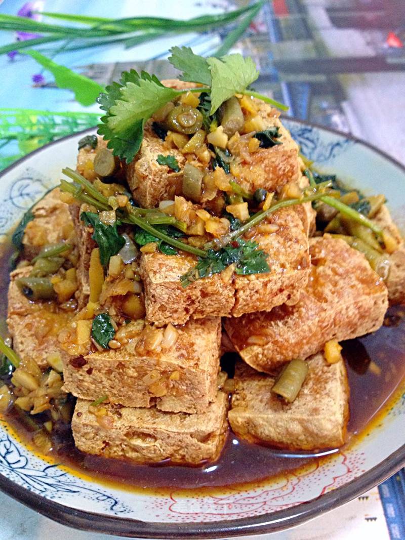 Crispy Tofu with Sauce
