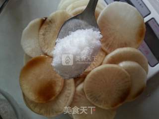 Sweet and Sour Crispy Radish recipe