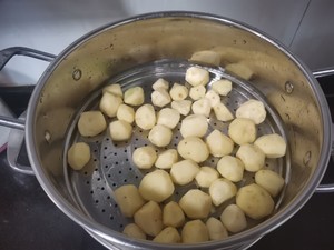 N. Simple Crispy Potatoes recipe