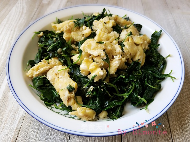 Scrambled Eggs with Wolfberry Leaves recipe