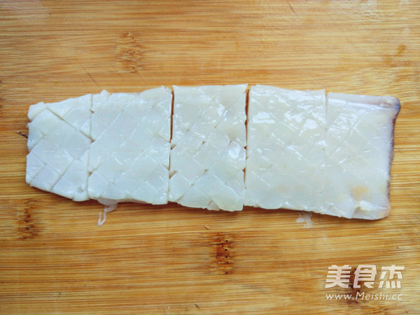 Fried Squid Flower with Onion recipe