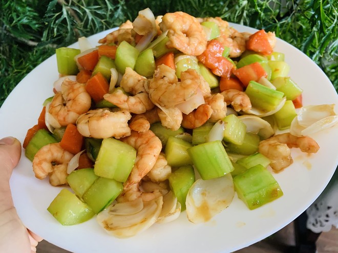 Low-fat Product: Cucumber Lily Shrimp