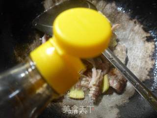 Stir-fried Mantis Shrimp with Leek recipe