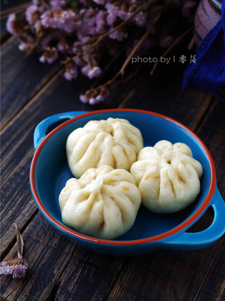 Dongjian Buns with Oily Residue