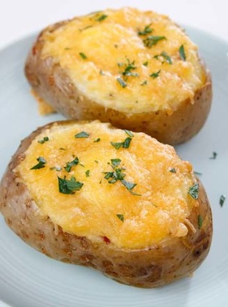 Baked Potatoes with Eggs and Bacon recipe